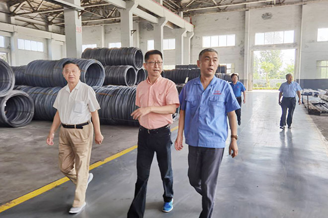 Руководители отделения крепежа Китайской ассоциации производителей компонентов машиностроения посетили компанию, чтобы руководить работой. Руководители отделения крепежа Китайской ассоциации производителей компонентов машиностроения посетили компанию, чтобы руководить работой.