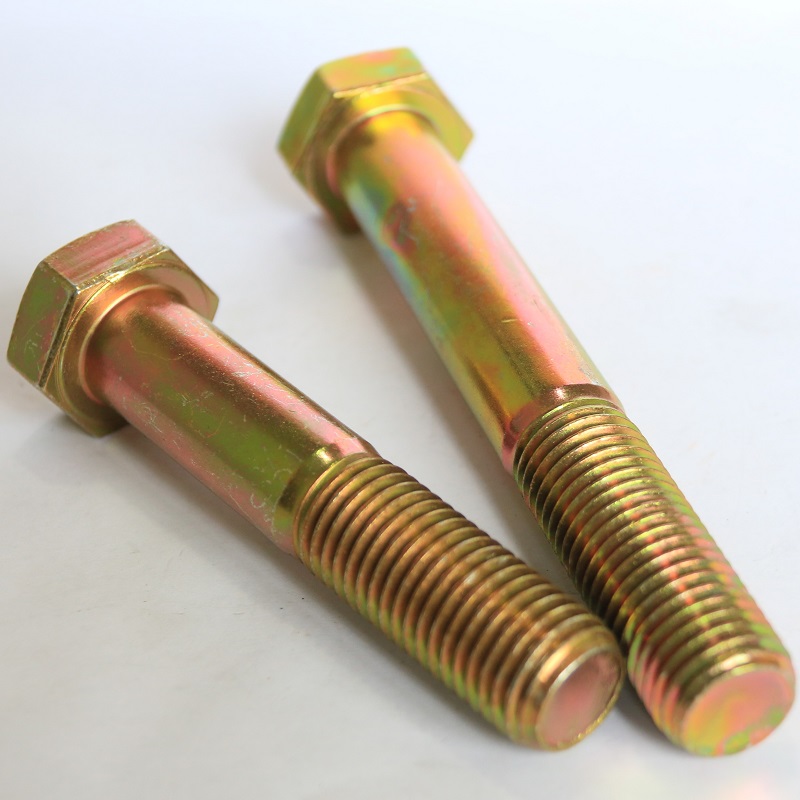 Śruby z łbem sześciokątnym ISO 4016