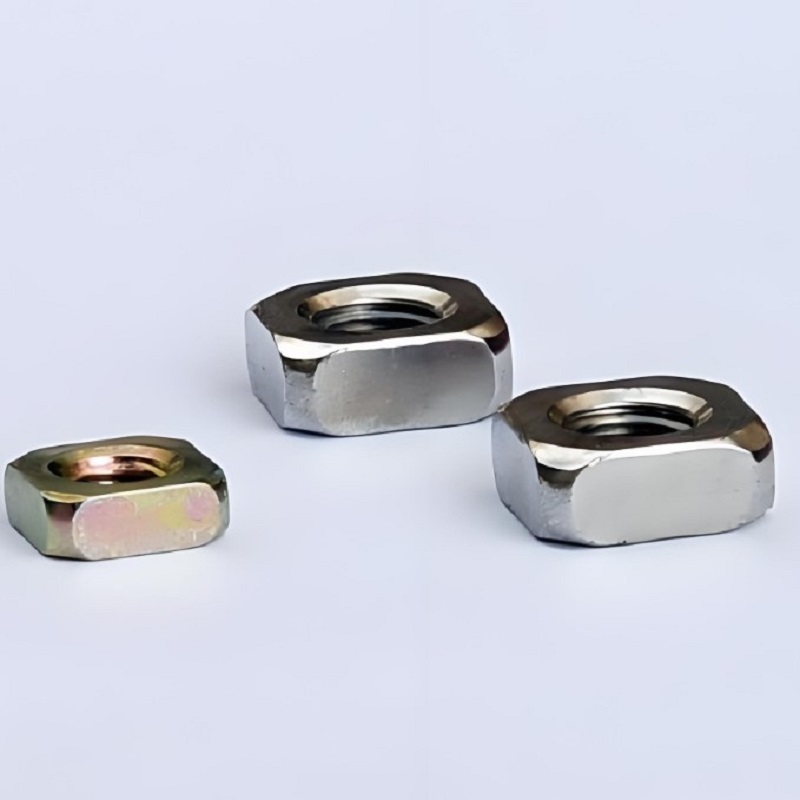ASME B18.2.2-1.1.1-3 Square Nuts