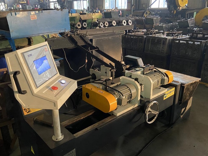 Star introduces automatic chamfering machine for stud bolts to speed up production Star introduces automatic chamfering machine for stud bolts to speed up production