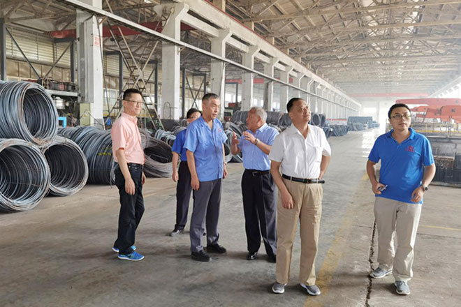 Руководители отделения крепежа Китайской ассоциации производителей компонентов машиностроения посетили компанию, чтобы руководить работой. Руководители отделения крепежа Китайской ассоциации производителей компонентов машиностроения посетили компанию, чтобы руководить работой.